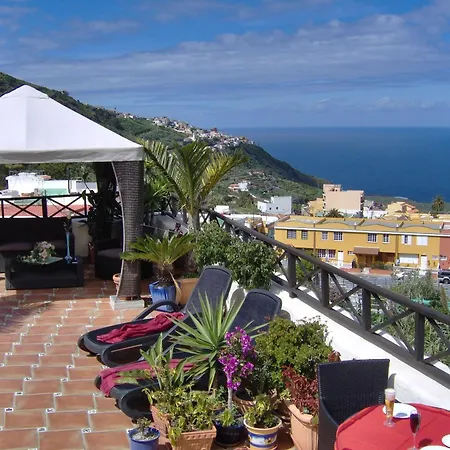 Mit Kleiner Innenhof-terrasse Im Rustikalen Stil Icod De Los Vinos